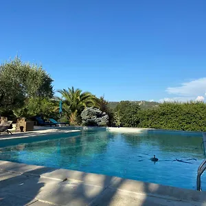  Hébergement de vacances Le Mas Isachris T3 France
